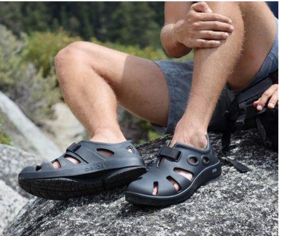 OOFOS OOcandoo Recovery Sandals Black Comfort Walking Shoes Unisex M13 W15